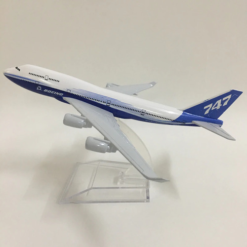 Boeing 747 Plane Decoration