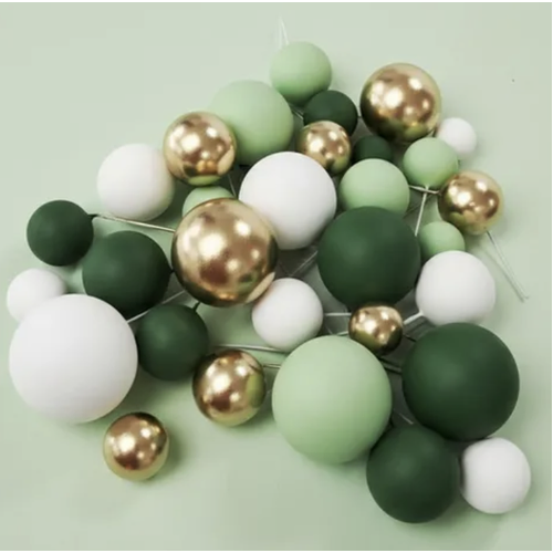 GREEN, WHITE, GOLD DECO FOAM 32 PC SET