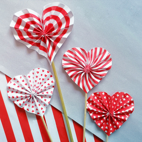 Red And White Heart Cake Topper Set 4pcs